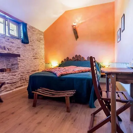 Bed and breakfast Rustique Avec Lit King-size, Cheminée, Petit-déjeuner Et équipements Pour Enfants à - Fr-1-306-1249 Bouvron