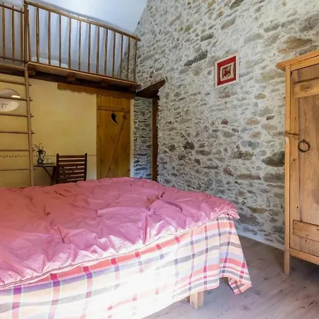 Rustique Avec Lit King-size, Cheminée, Petit-déjeuner Et équipements Pour Enfants à - Fr-1-306-1249 Bed and breakfast Bouvron